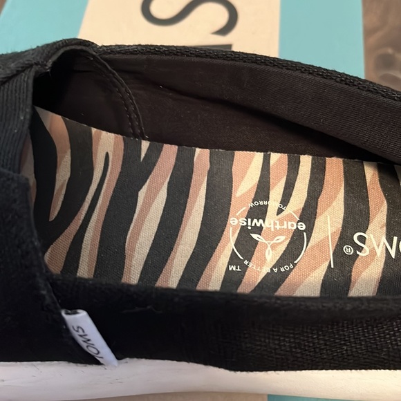 TOMS canvas slide on - Picture 4 of 7